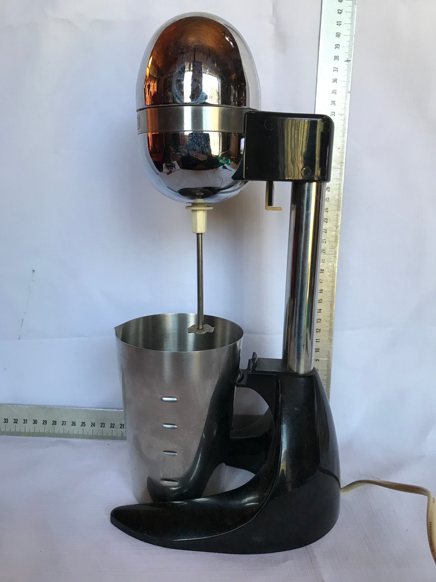 Milkshake machine