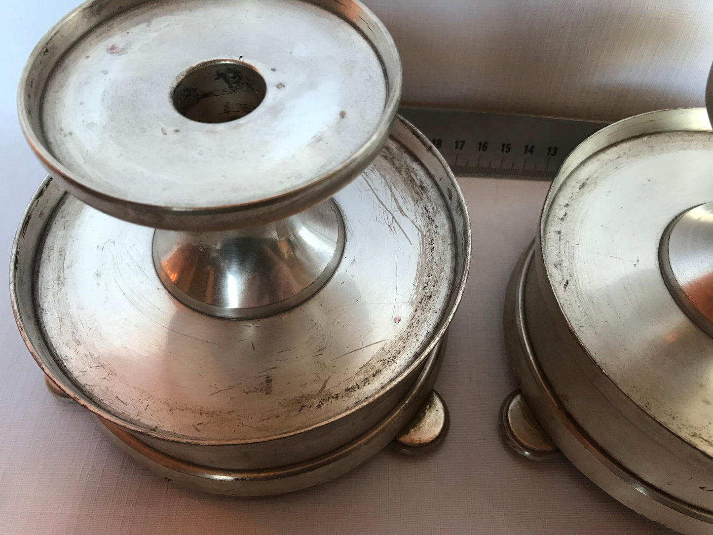 Pair round candle sticks