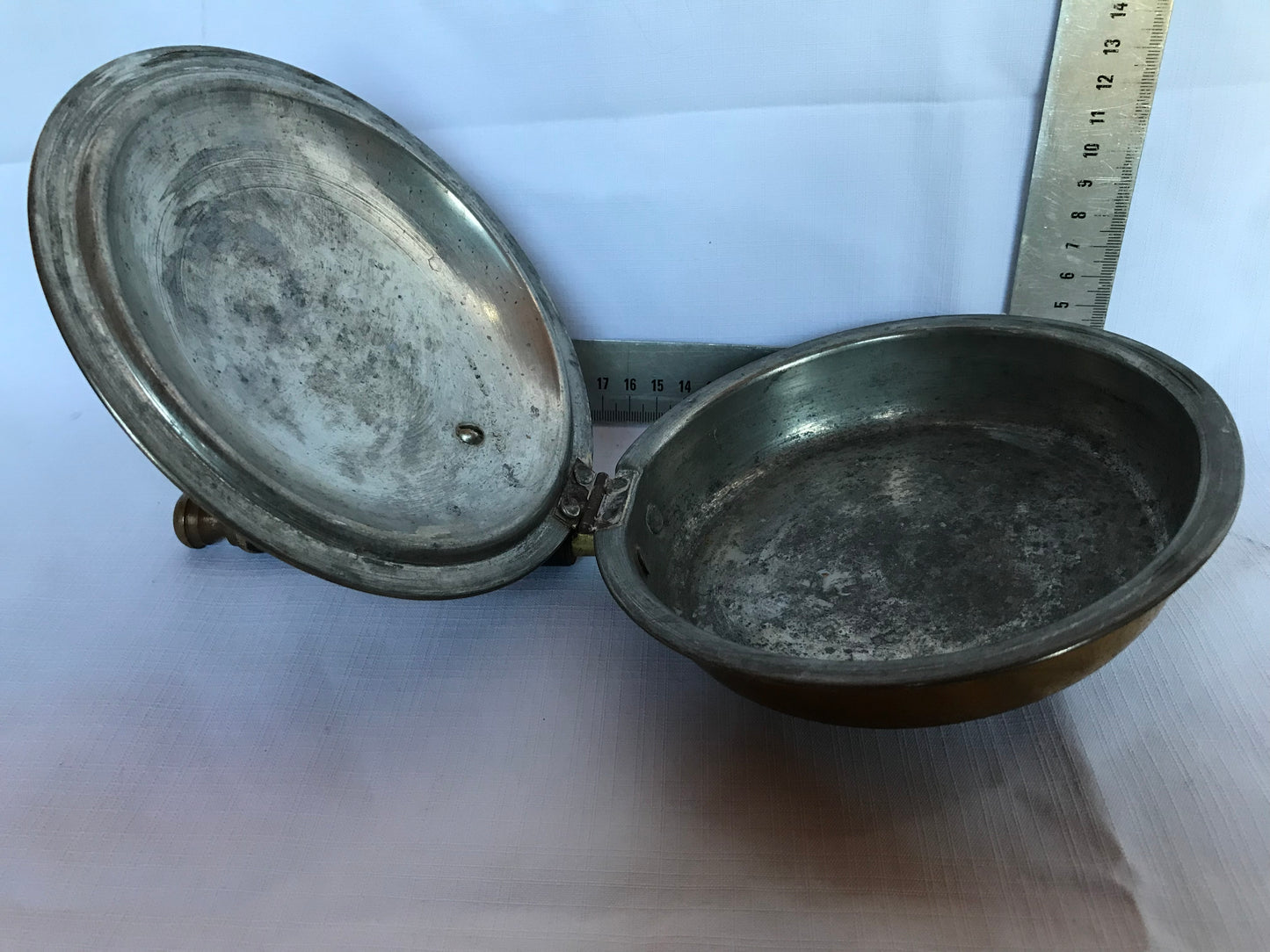 Brass bed warmer