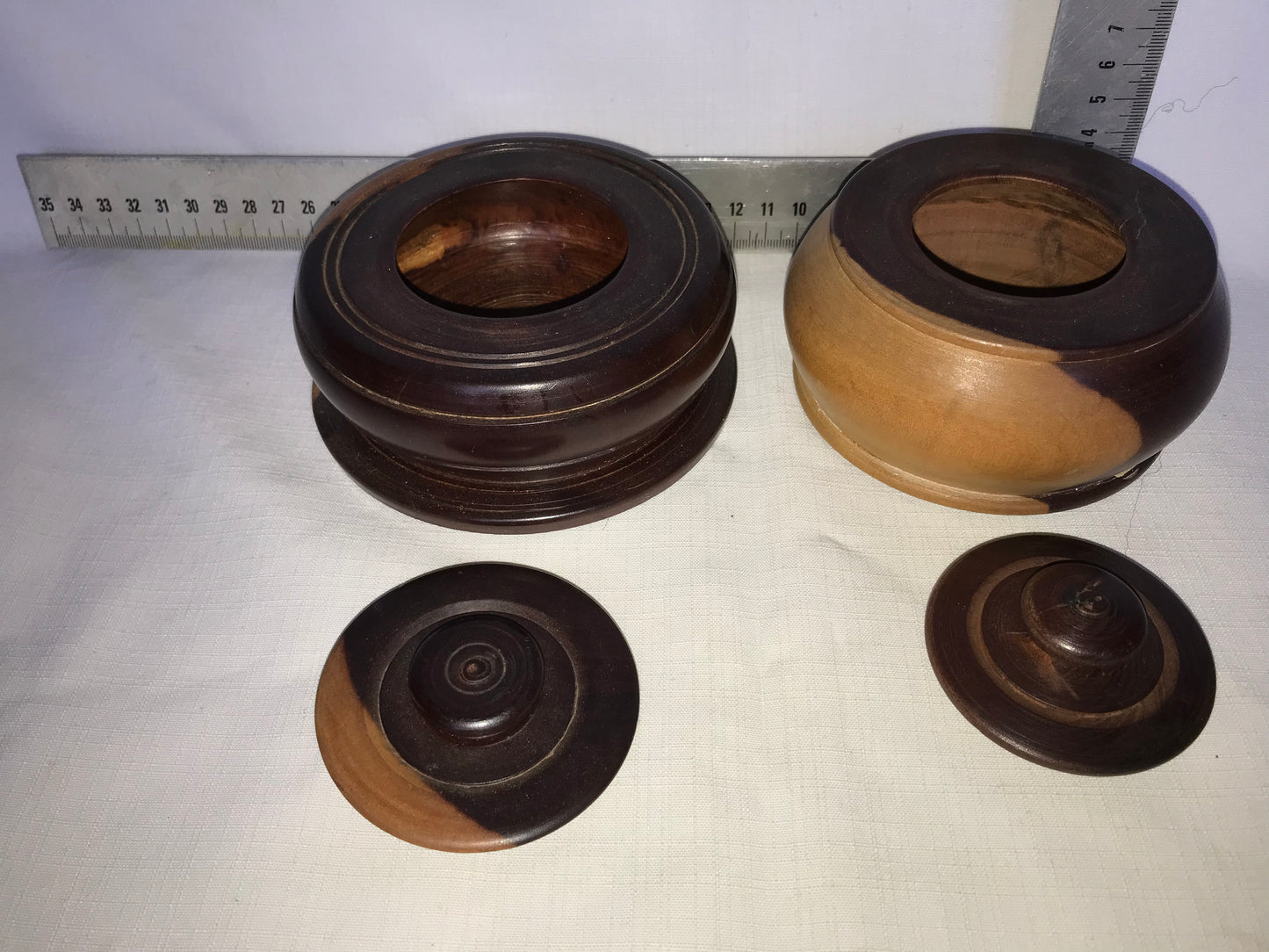 Wooden pots with lids