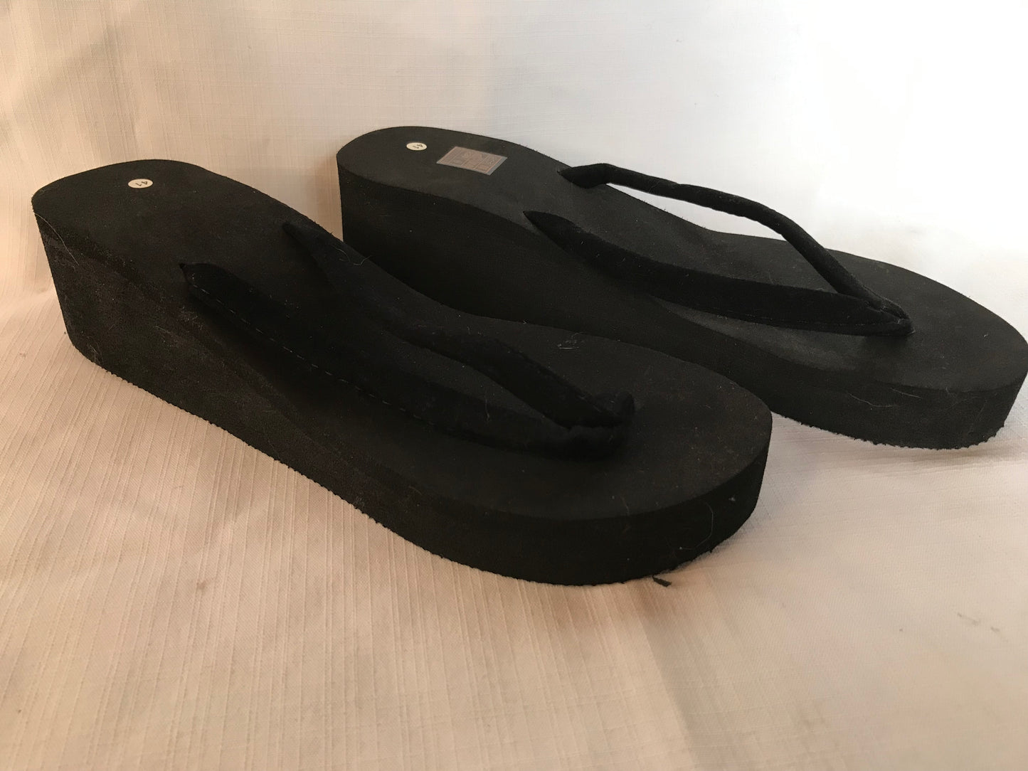 Platform flip flops size 7