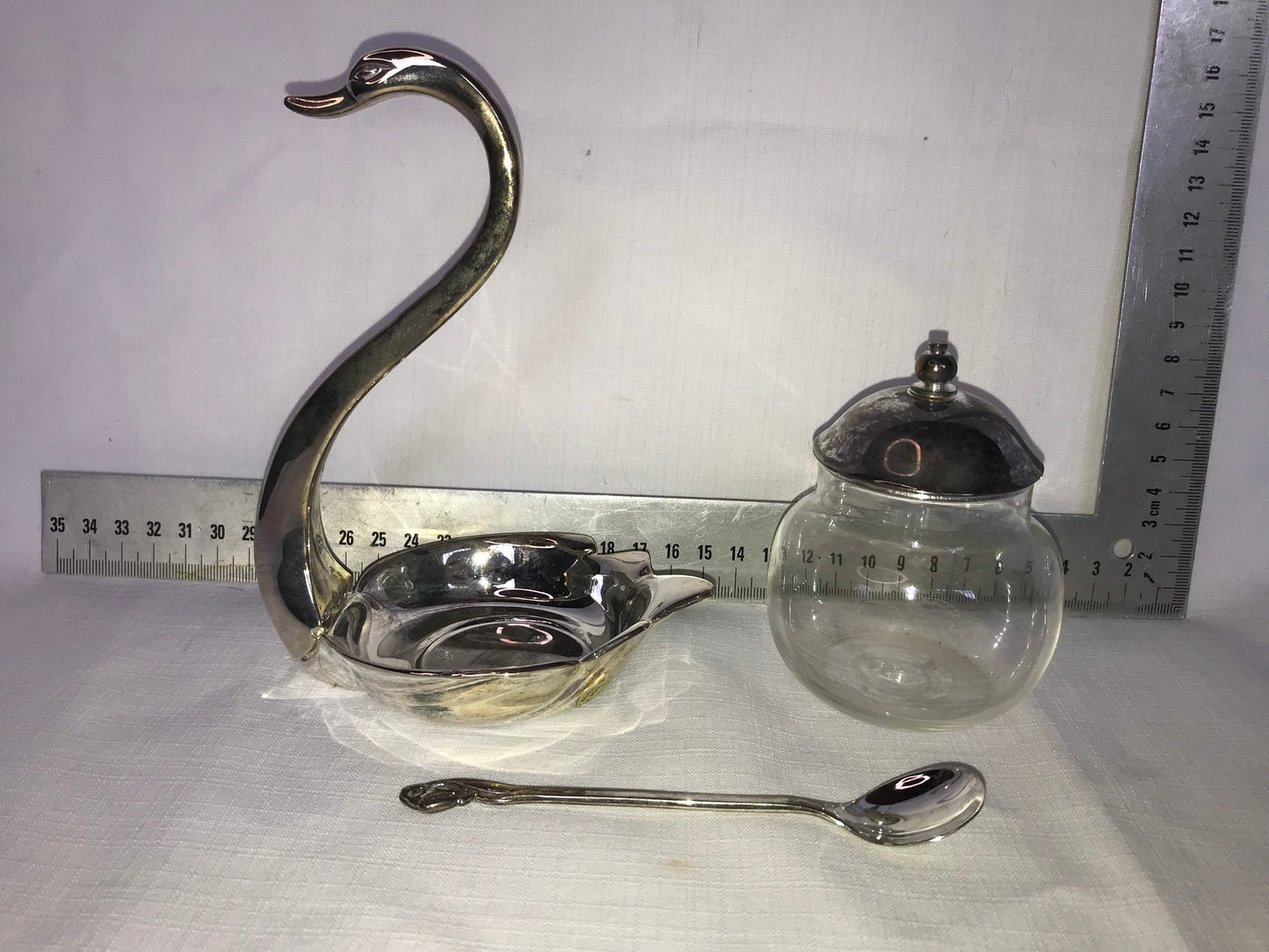 Silver-plated and glass swan jam set with Silver-plated cover and spoon