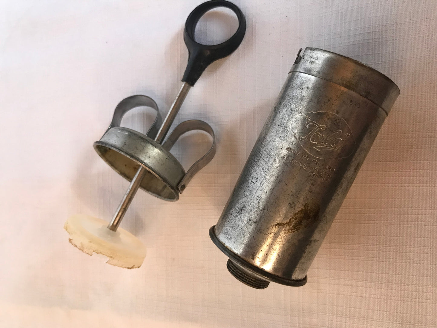 Vintage cake piping set