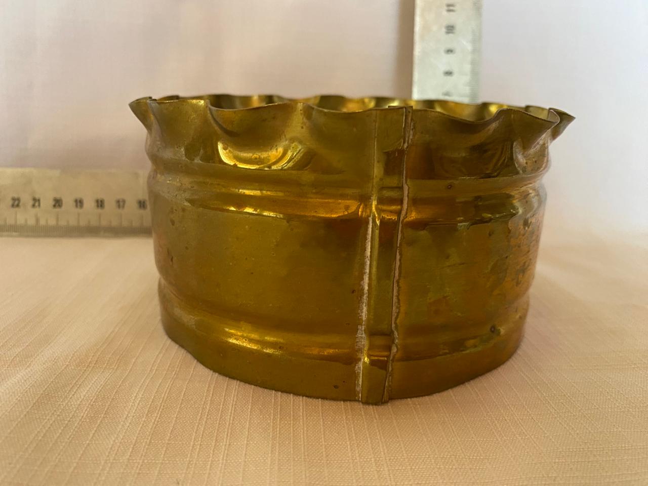 Mini brass planter