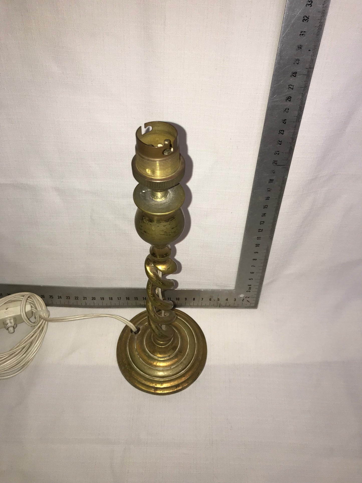 Brass twisted lamp