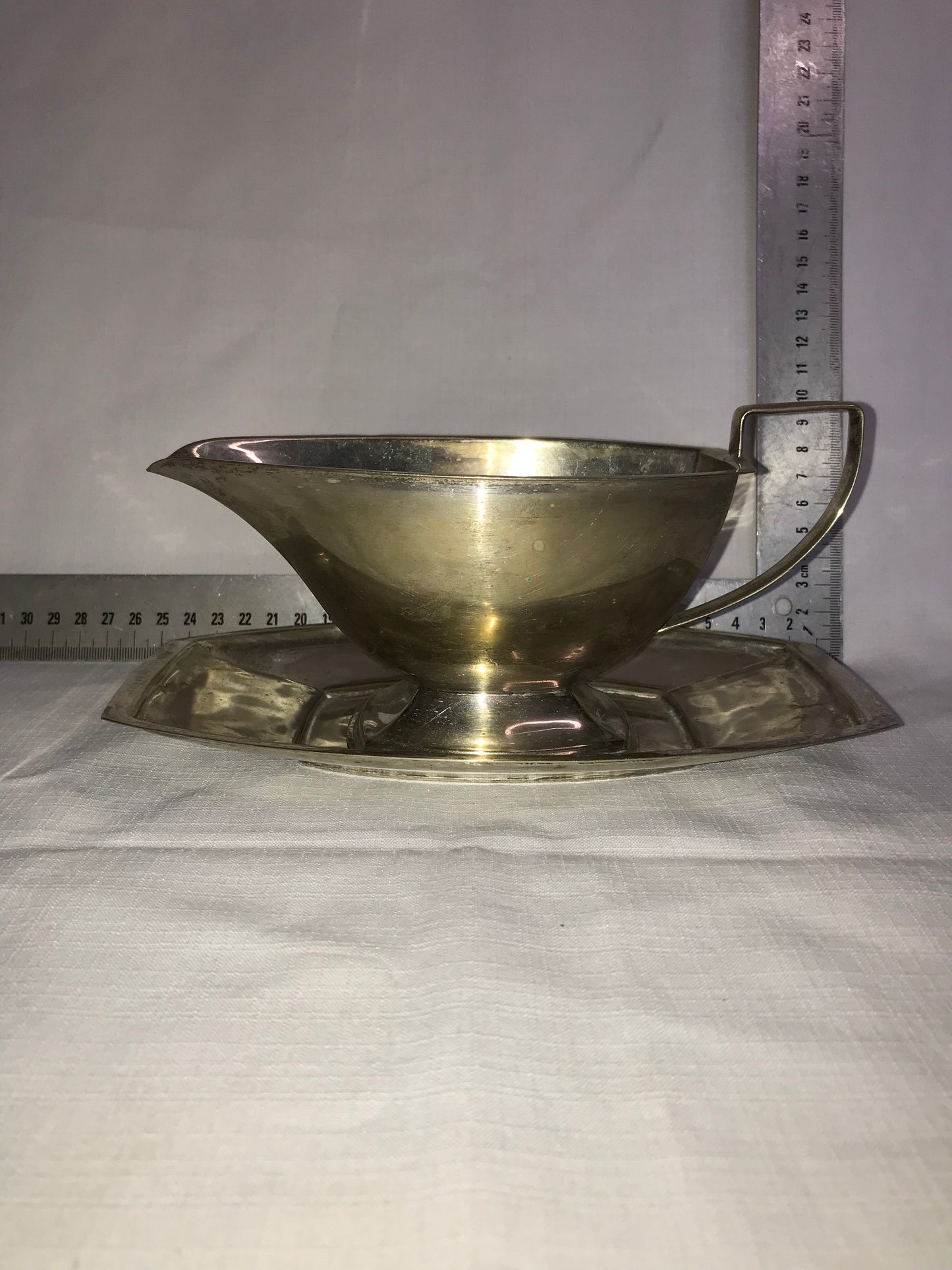 Metal gravy boat with tray