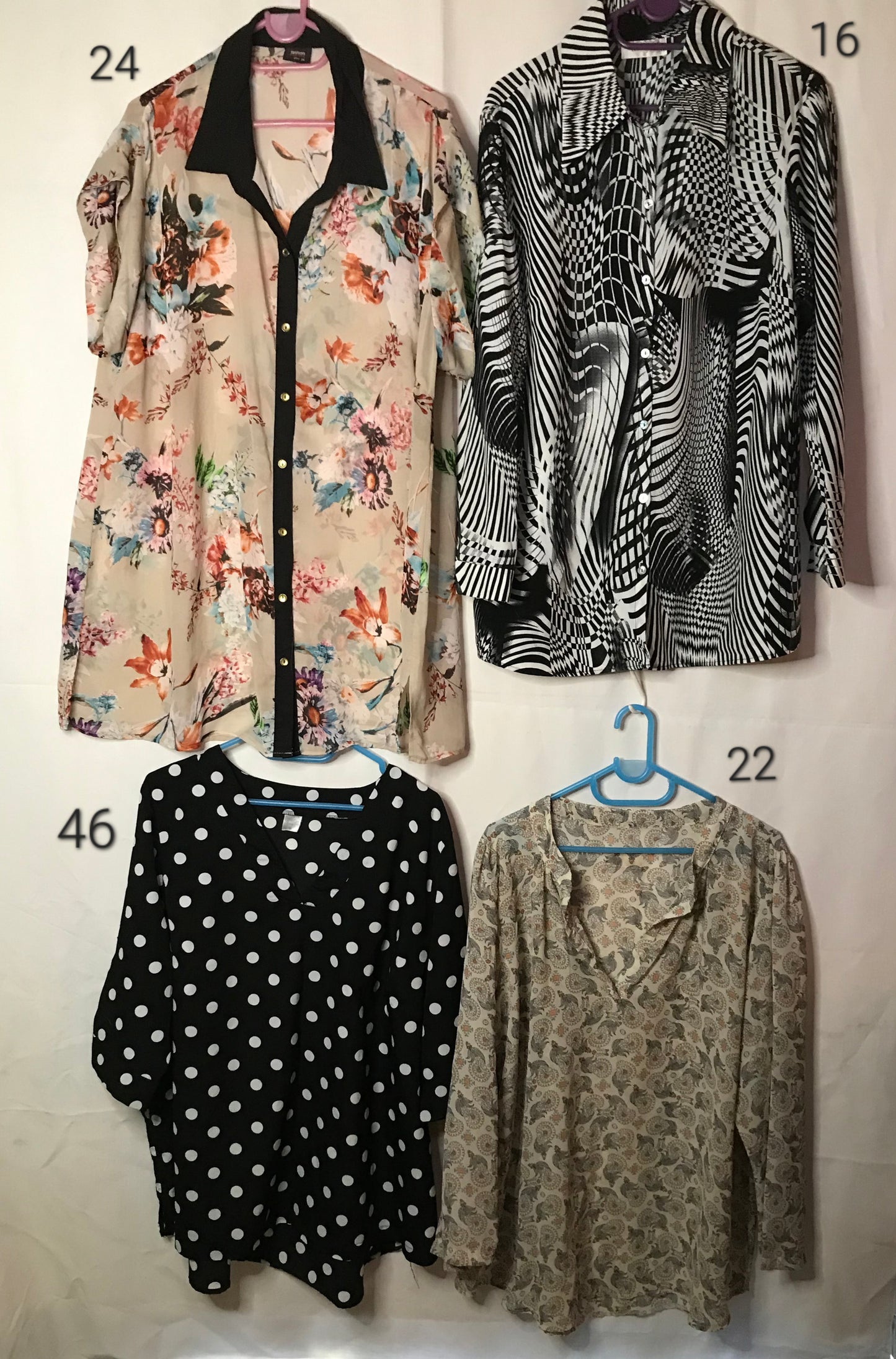 Group of 4 ladies pre-loved plus size blouses
