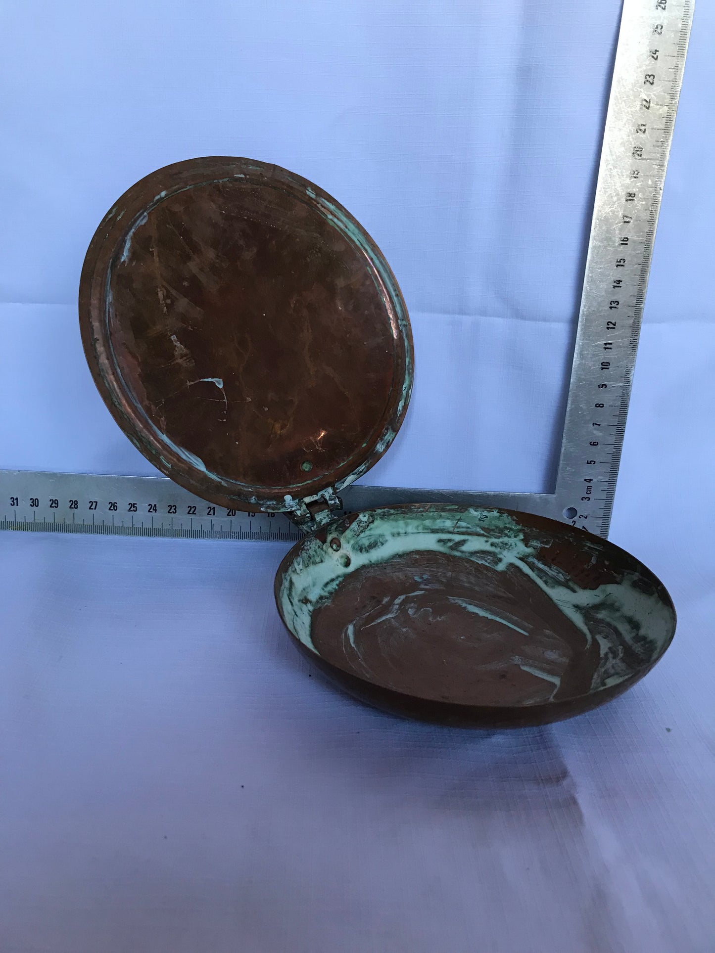 Copper bed pan