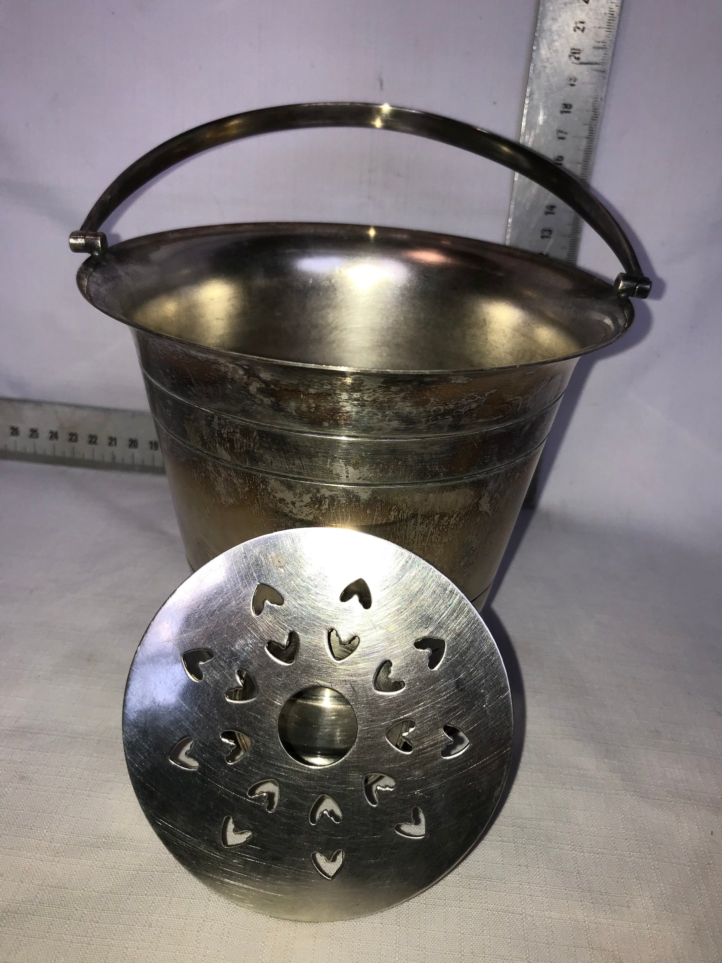Metal ice bucket