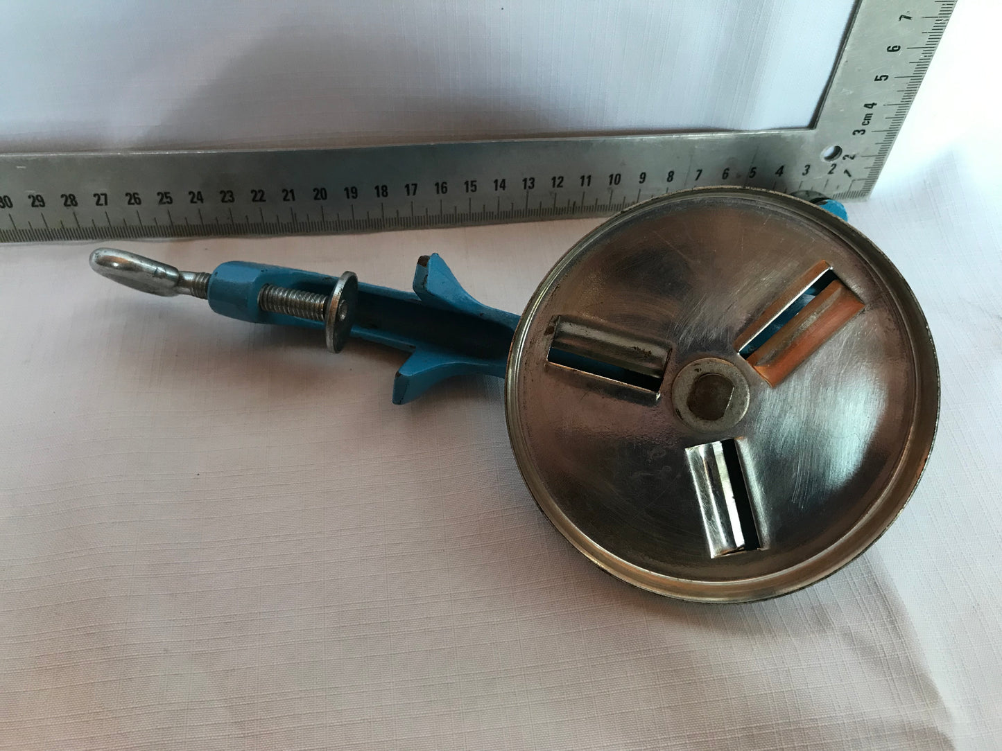 Bean slicer