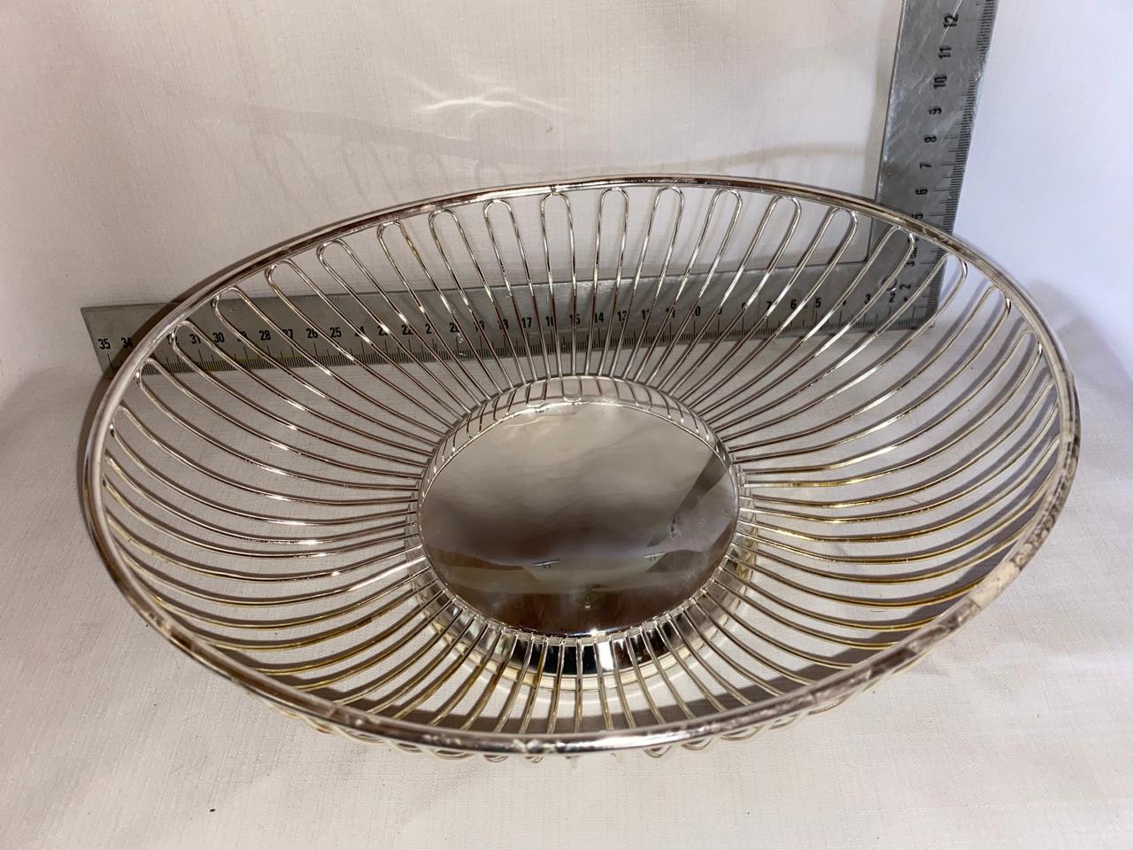 Silver-plated oval fruit basket in box