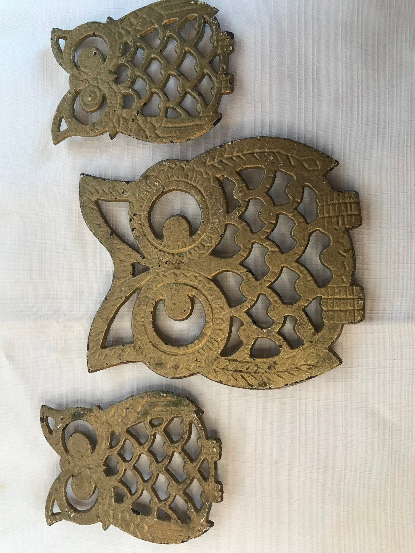 Set of 3 small Owl pot stands