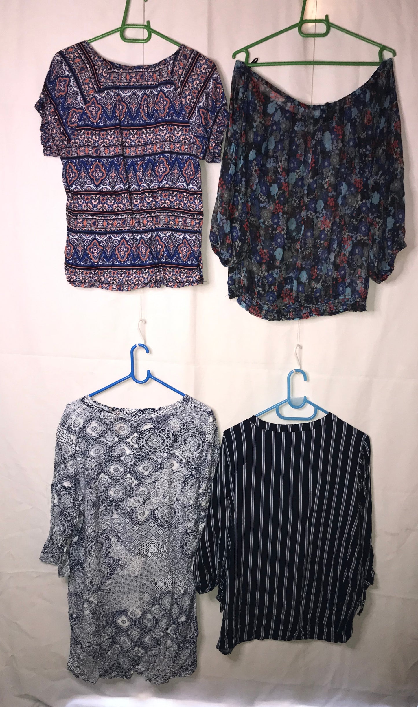 Group of 4 ladies pre-loved tops