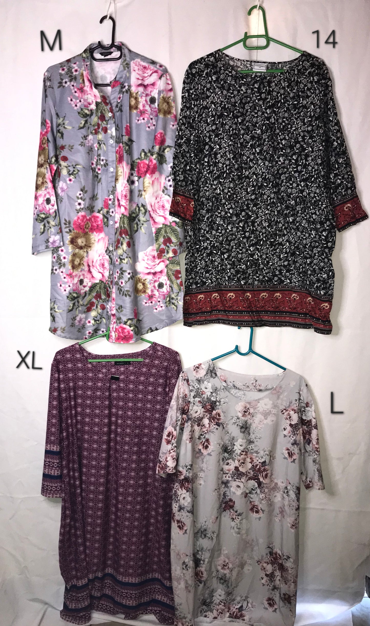 Group of 4 Ladies pre-loved tops