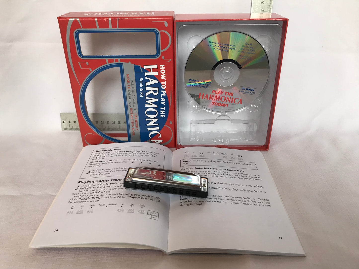 How to play the harmonica