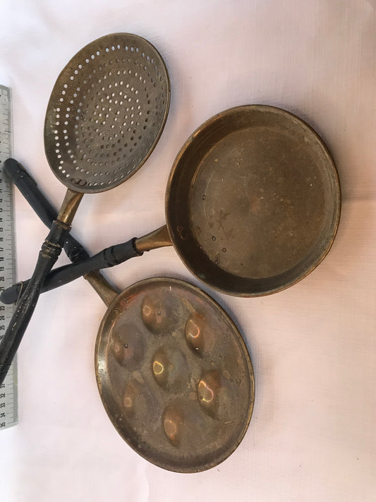 Set of 3 vintage kitchen utensils