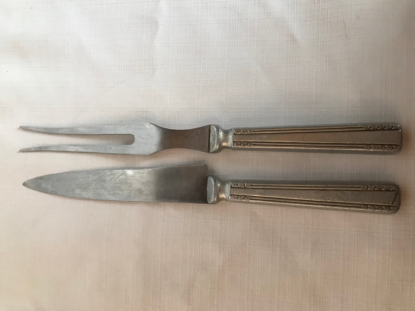 Carving set