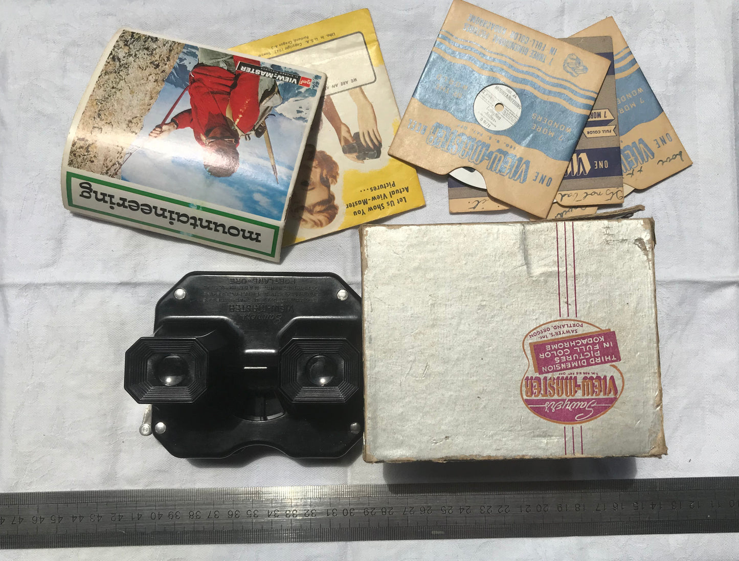 Vintage view-master in box with slides