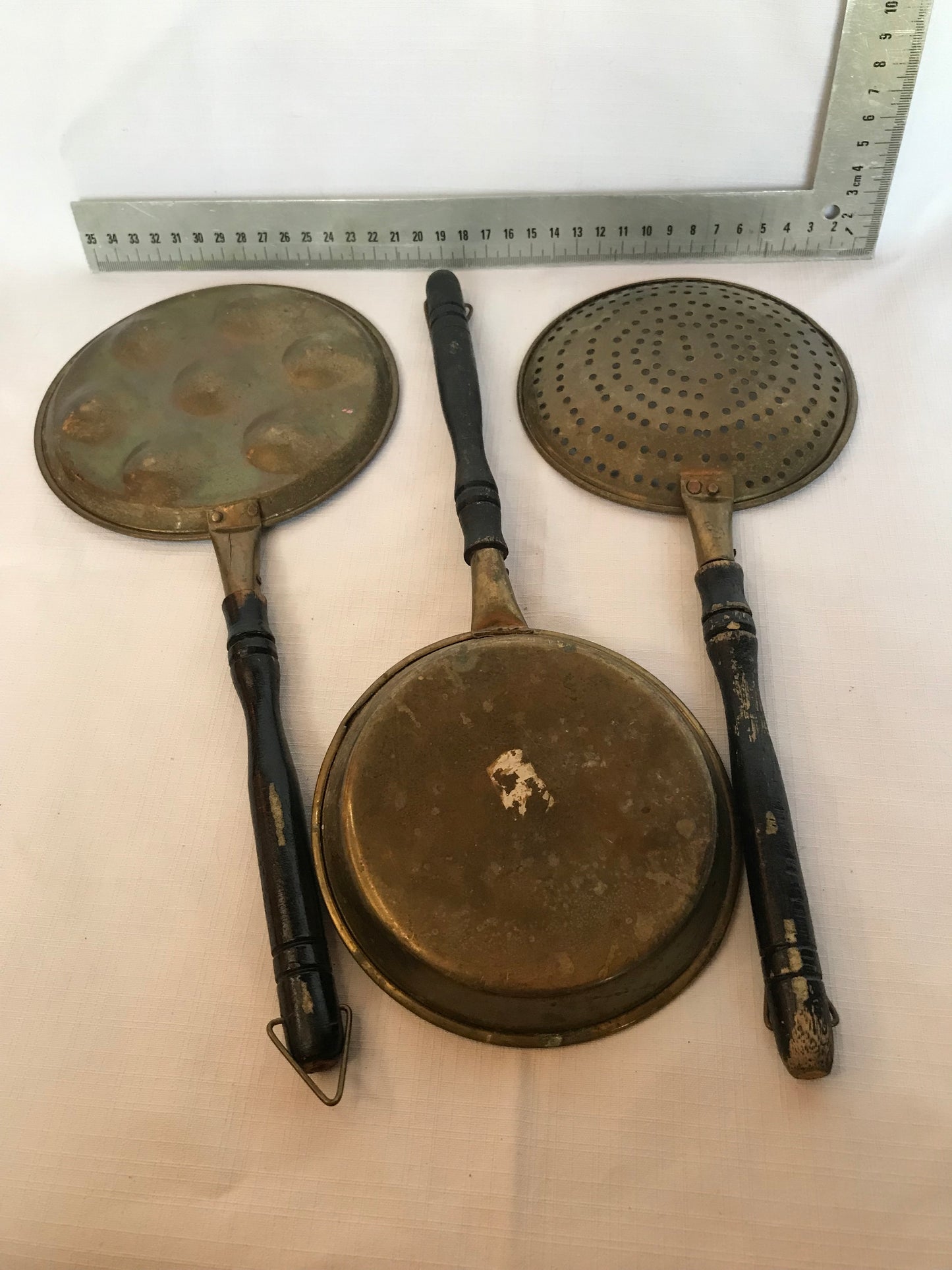 Set of 3 vintage kitchen utensils